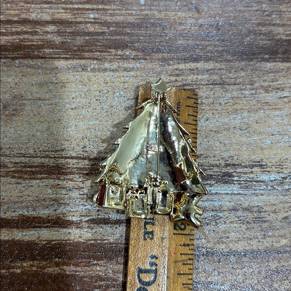 Vintage Monet Brooch - Picture 6 of 8